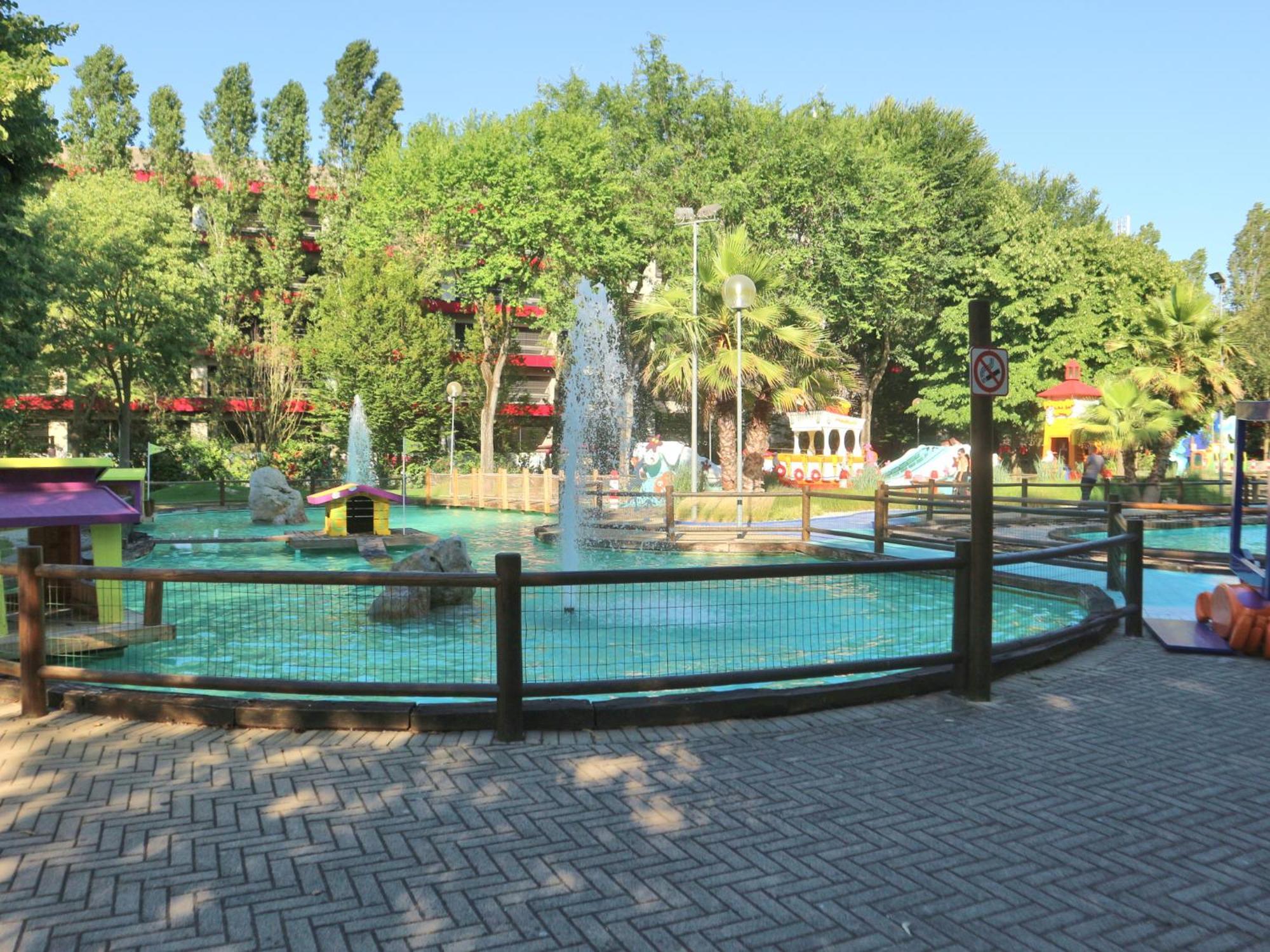 Alideco Apartment Lignano Sabbiadoro Exterior photo